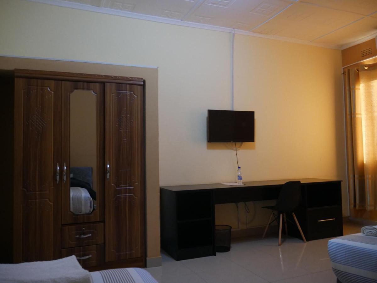 The Escape Lodge Lusaka Esterno foto